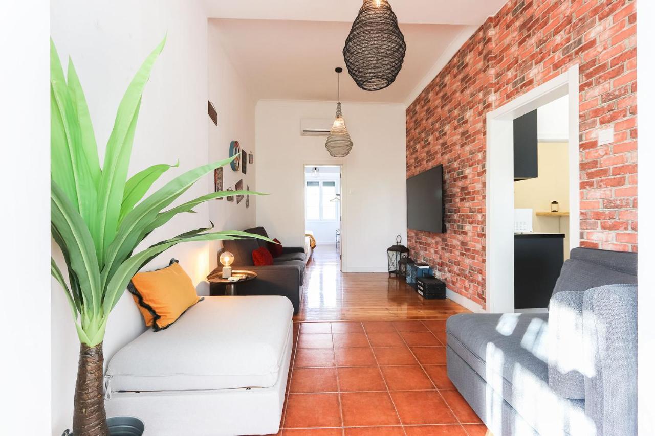 Appartamento Rato Design With Terrace By Homing Lisbona Esterno foto