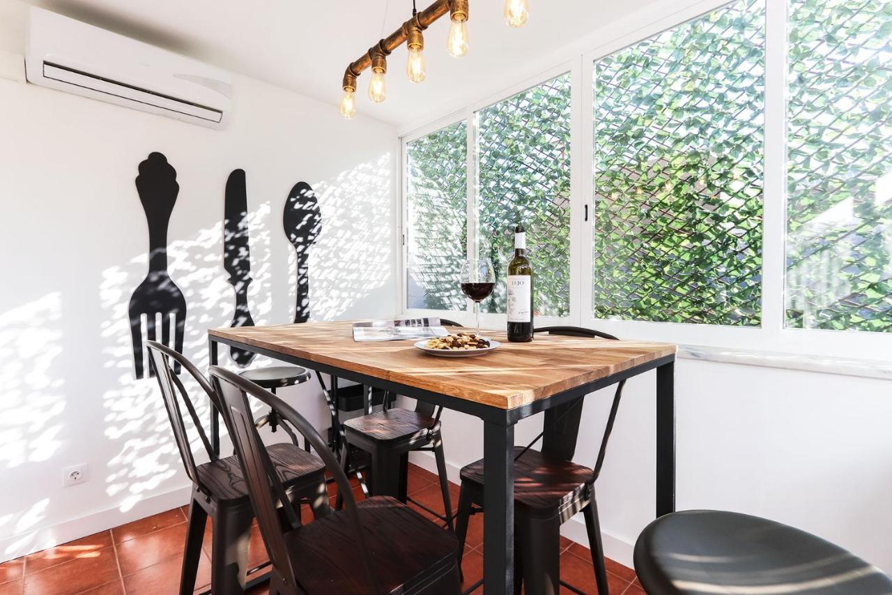 Appartamento Rato Design With Terrace By Homing Lisbona Esterno foto